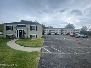 230 Middletown Square, Louisville, KY 40243
