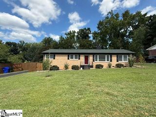 207 Azalea Court, Greenville, SC 29615