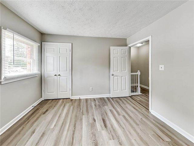 541 Charleston Lane, Lawrenceville, GA 30046