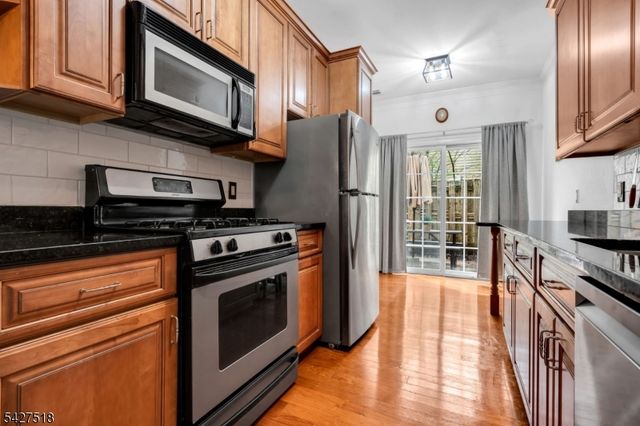 6 William Martin Way, Flemington Boro, NJ 08822