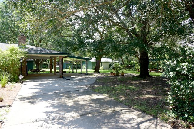 218 Howard Street, Niceville, FL 32578