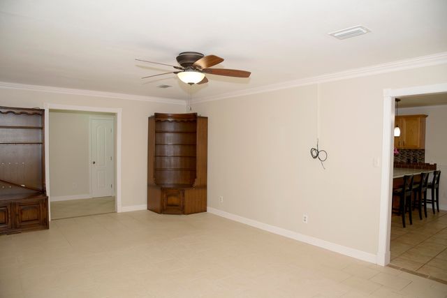 218 Howard Street, Niceville, FL 32578