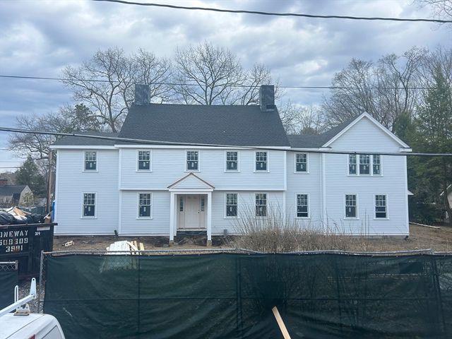 17 Midland, Wellesley, MA 02482