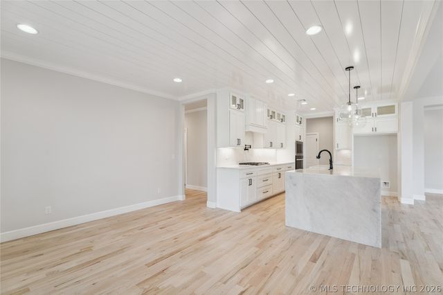 6322 N Wildwood Lane, Owasso, OK 74055