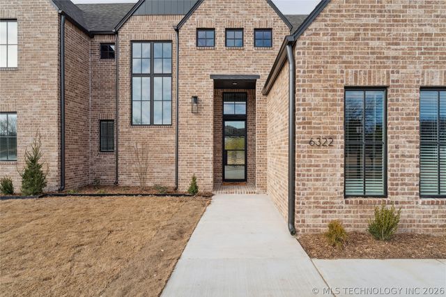6322 N Wildwood Lane, Owasso, OK 74055
