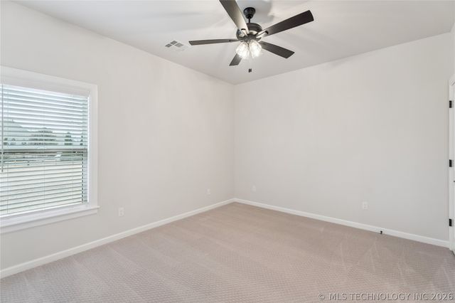 6322 N Wildwood Lane, Owasso, OK 74055