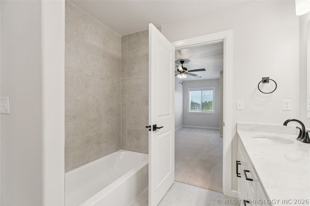 6322 N Wildwood Lane, Owasso, OK 74055