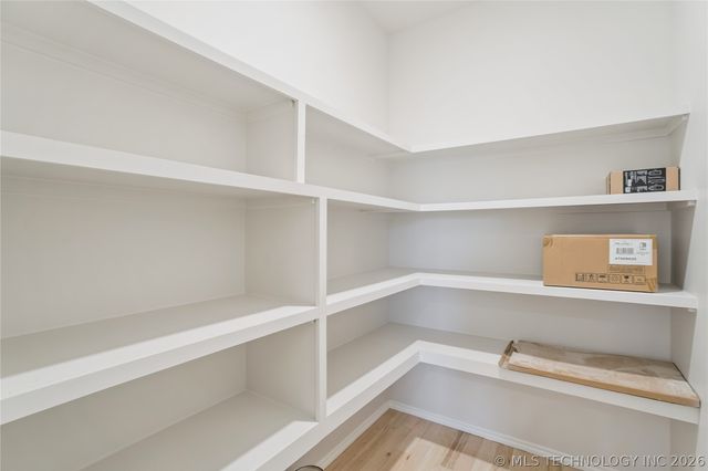 6322 N Wildwood Lane, Owasso, OK 74055