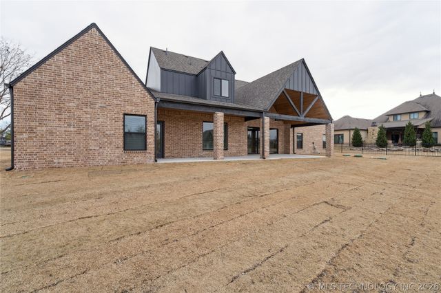 6322 N Wildwood Lane, Owasso, OK 74055
