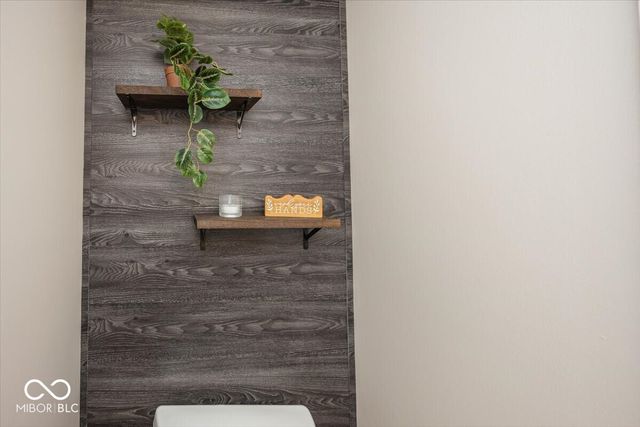 9333 N Bayhill Circle, Mccordsville, IN 46055