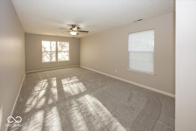 9333 N Bayhill Circle, Mccordsville, IN 46055