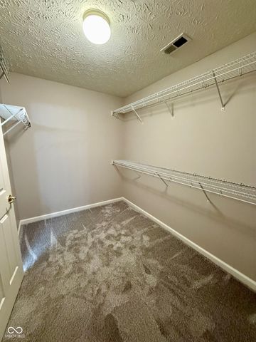 9333 N Bayhill Circle, Mccordsville, IN 46055