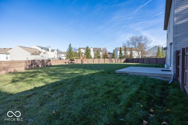 9333 N Bayhill Circle, Mccordsville, IN 46055