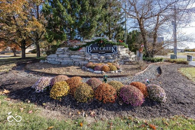 9333 N Bayhill Circle, Mccordsville, IN 46055