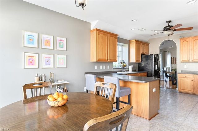 5309 Queen Bishop LN, Williamsburg, VA 23185