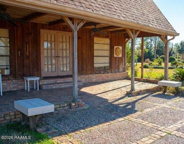 204 Smith Reed Road, Lafayette, LA 70507