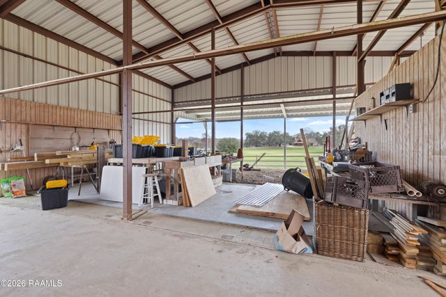 204 Smith Reed Road, Lafayette, LA 70507