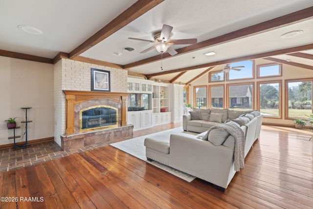 204 Smith Reed Road, Lafayette, LA 70507