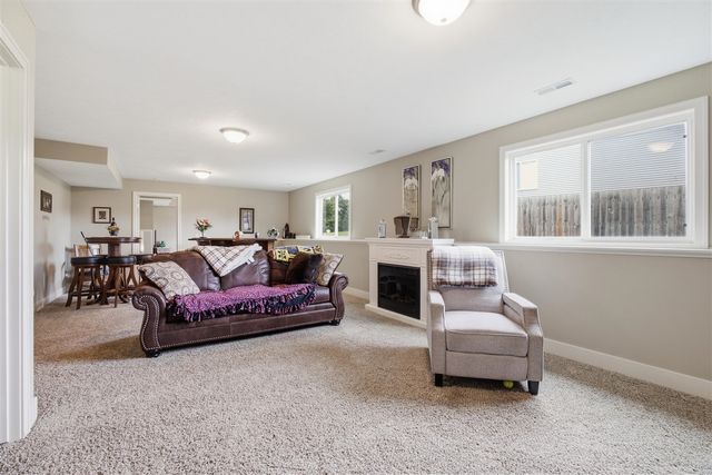 5393 Rischow Drive, Wyoming, MI 49509