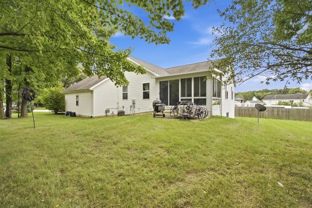 5393 Rischow Drive, Wyoming, MI 49509