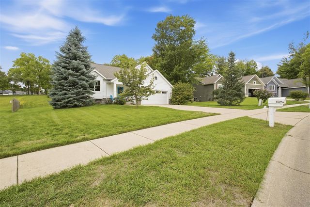 5393 Rischow Drive, Wyoming, MI 49509