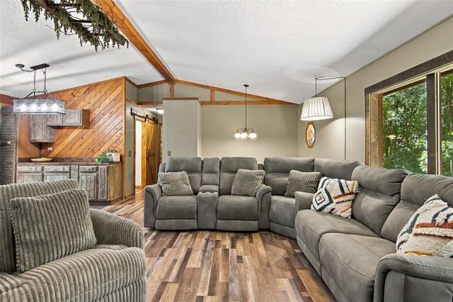 351 Pavelski Road, Eau Claire, WI 54703