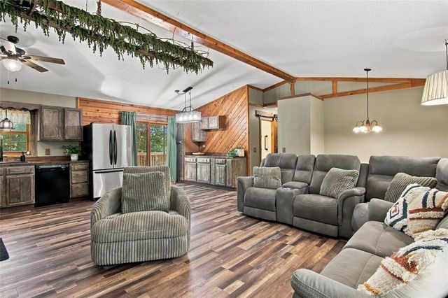 351 Pavelski Road, Eau Claire, WI 54703