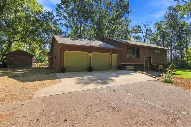 351 Pavelski Road, Eau Claire, WI 54703