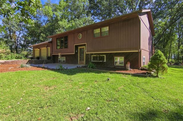 351 Pavelski Road, Eau Claire, WI 54703