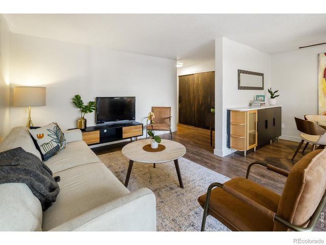 2 Adams Street 207, Denver, CO 80206