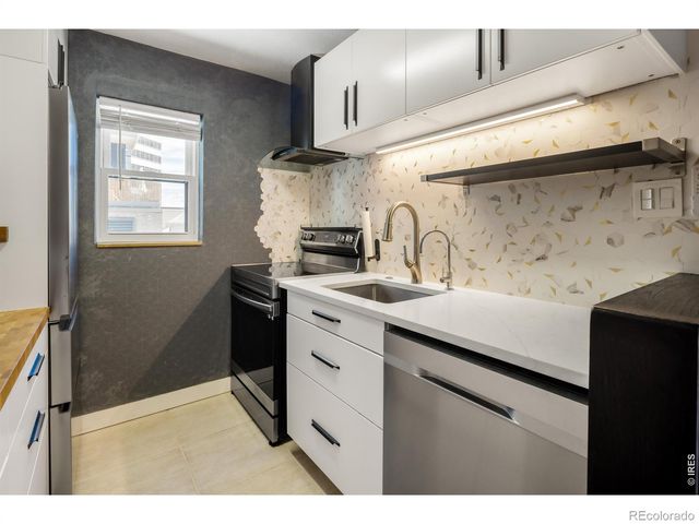 2 Adams Street 207, Denver, CO 80206