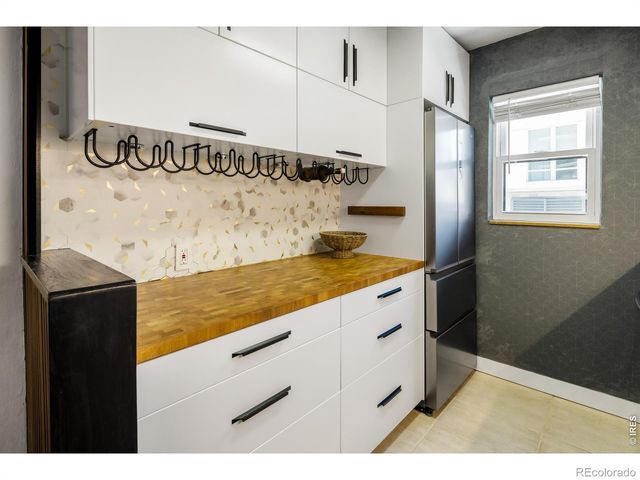 2 Adams Street 207, Denver, CO 80206
