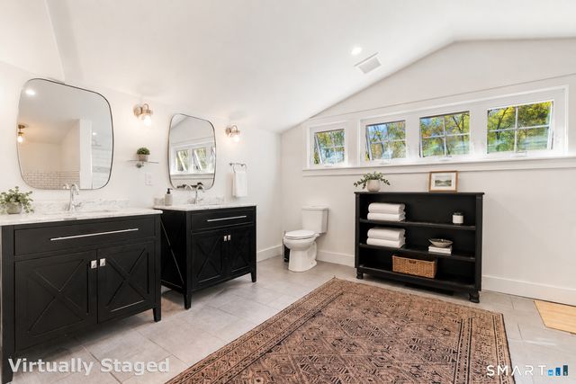 9 Maplewood Road, Ridgefield, CT 06877