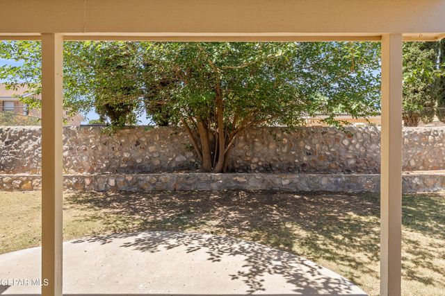4316 LOMA DE LUNA Drive, El Paso, TX 79934