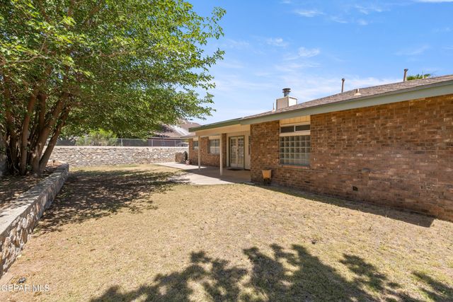 4316 LOMA DE LUNA Drive, El Paso, TX 79934
