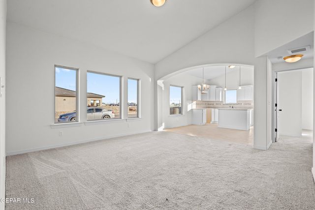 556 Paseo Dulce Avenue, Horizon City, TX 79928