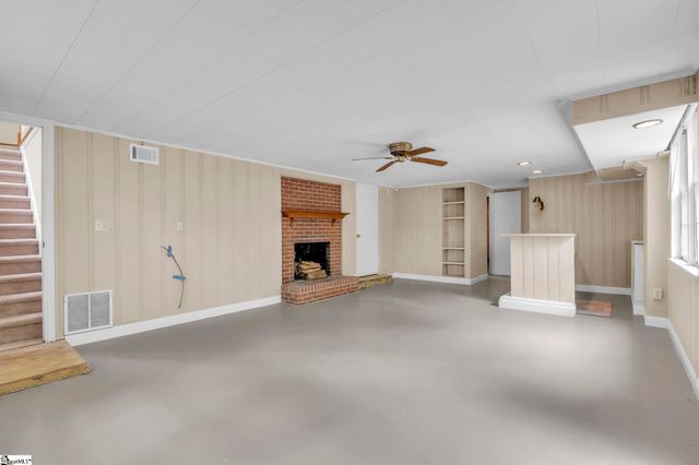 207 Butler Springs Road, Greenville, SC 29615