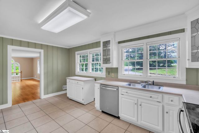 207 Butler Springs Road, Greenville, SC 29615