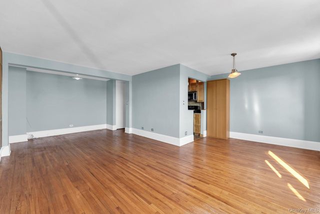 2015 Saint Paul Avenue 6I, Bronx, NY 10461
