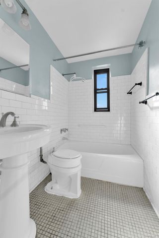 2015 Saint Paul Avenue 6I, Bronx, NY 10461