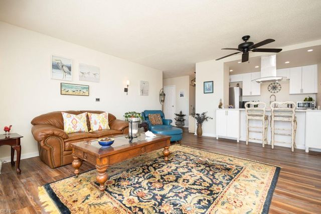 500 Pacific Ave Unit 209, Virginia Beach, VA 23451