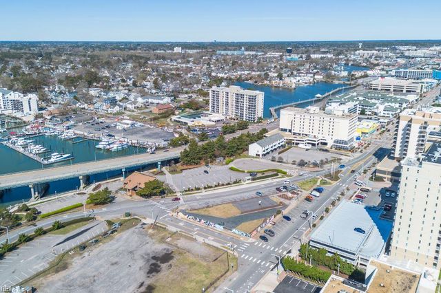 500 Pacific Ave Unit 209, Virginia Beach, VA 23451