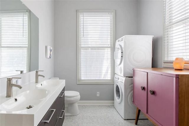 2322 Holly Street, Kansas City, MO 64108