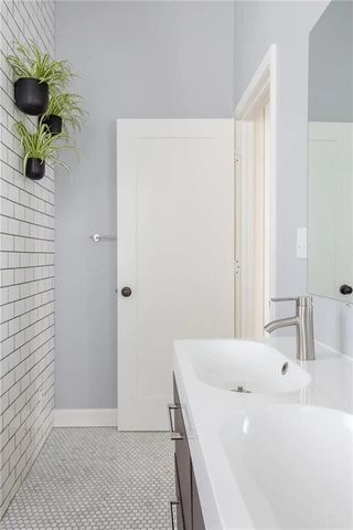 2322 Holly Street, Kansas City, MO 64108