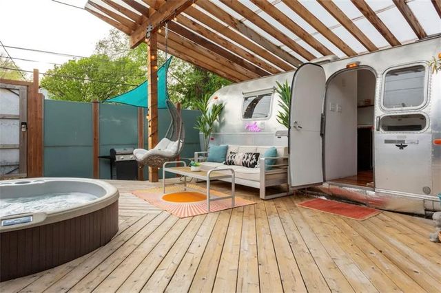 2322 Holly Street, Kansas City, MO 64108