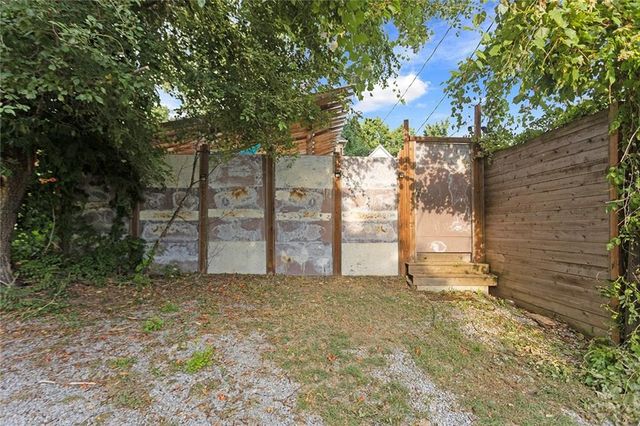 2322 Holly Street, Kansas City, MO 64108