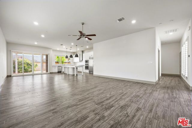 9223 Manor Glen Lane, Shafter, CA 93263