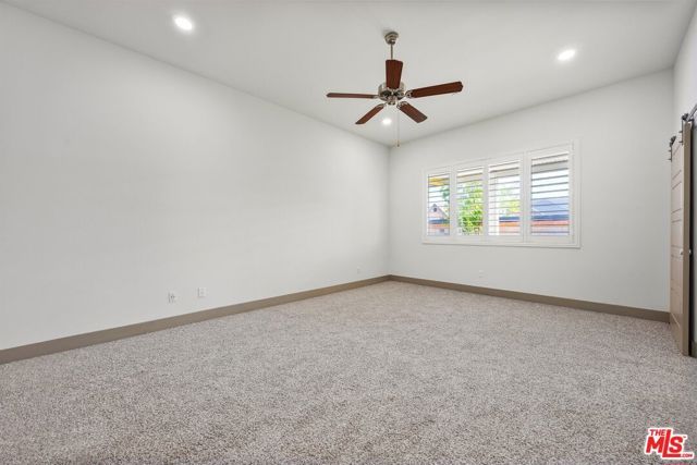 9223 Manor Glen Lane, Shafter, CA 93263