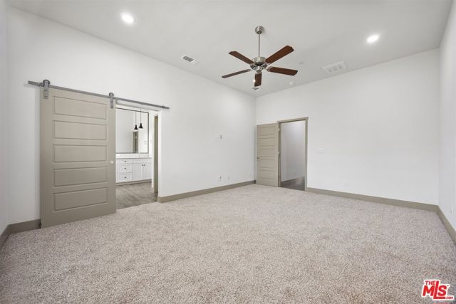 9223 Manor Glen Lane, Shafter, CA 93263