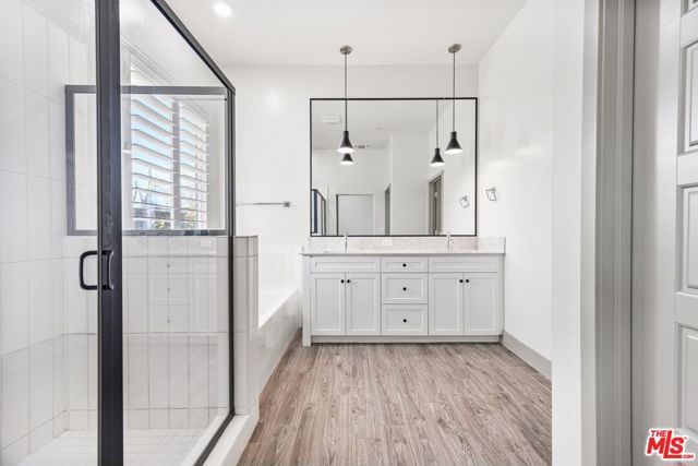 9223 Manor Glen Lane, Shafter, CA 93263